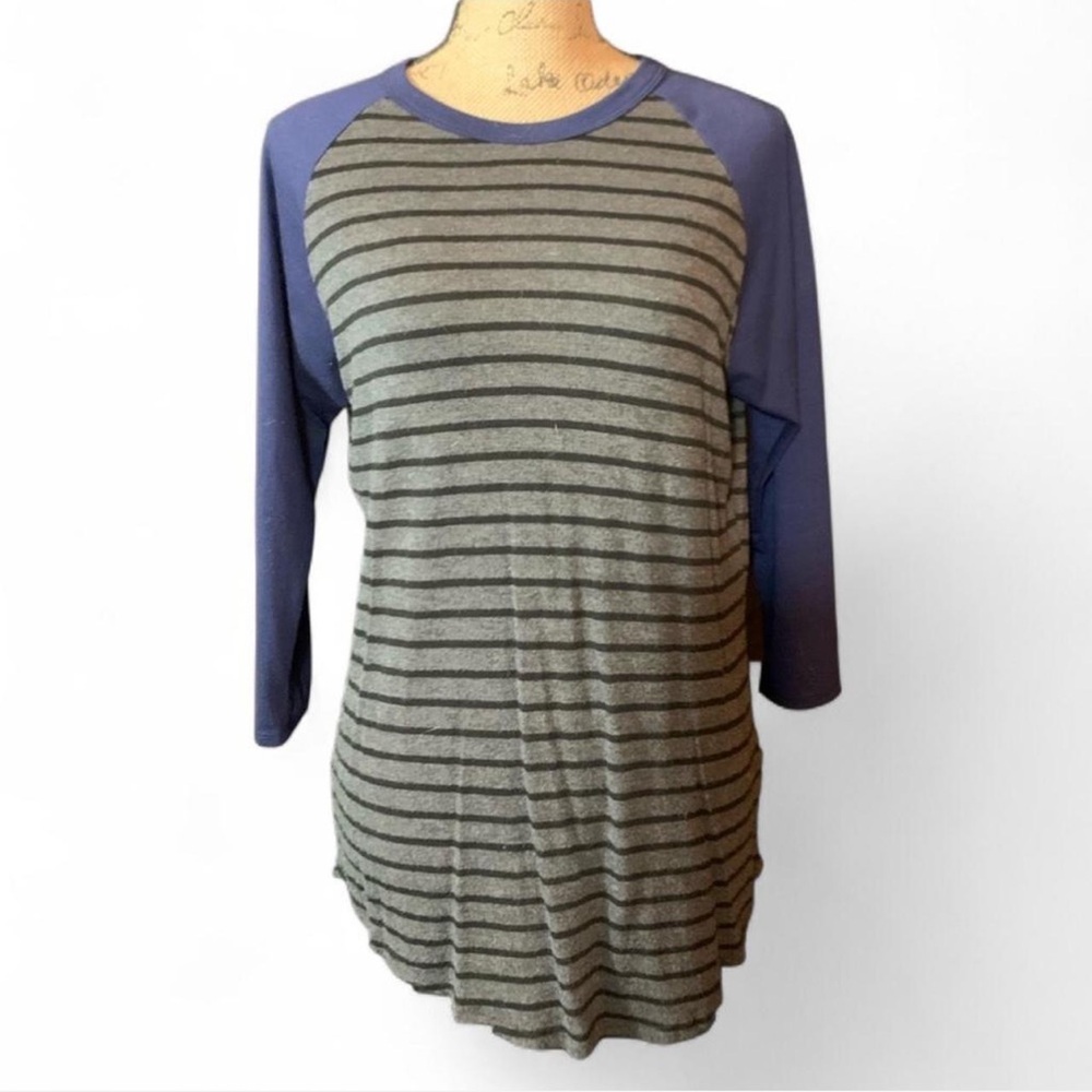 Lularoe Randy shirt Blue and gray striped baseball tee size medium